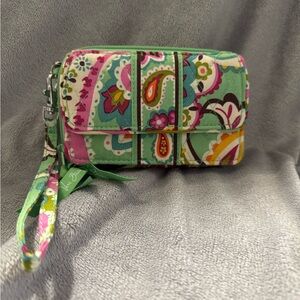 Vera Bradley Accordian Wallet in Tutti Frutti Pattern. NWOT